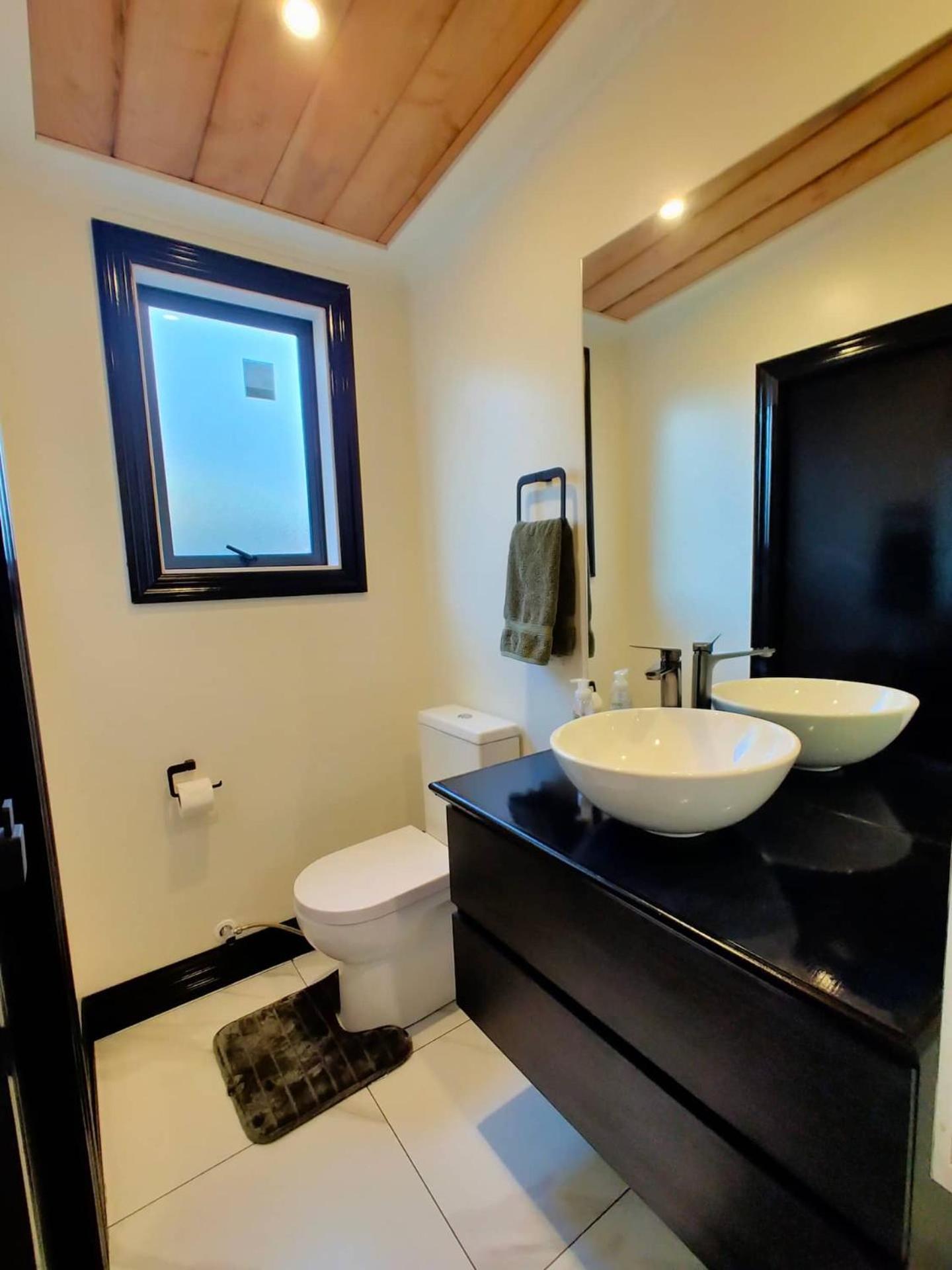 A Stone'S Throw From Town Tiny Home Dunedin Exterior foto