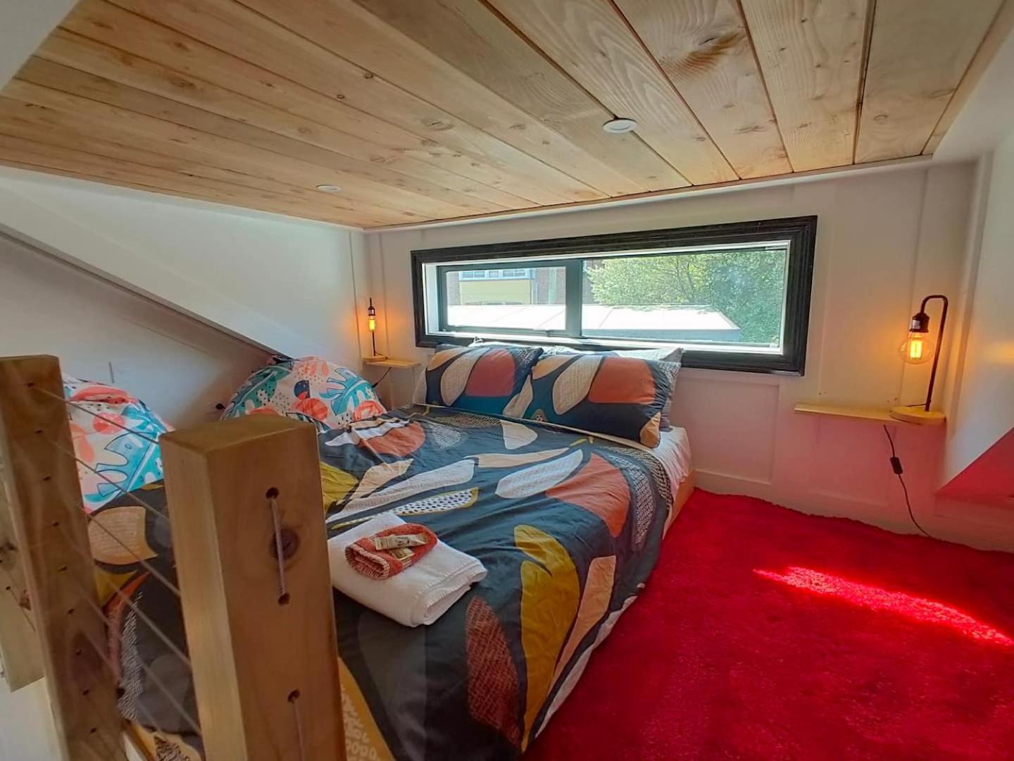 A Stone'S Throw From Town Tiny Home Dunedin Exterior foto